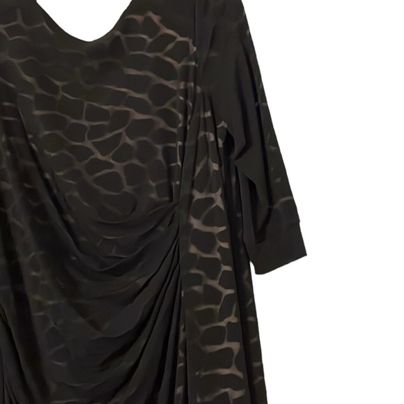 ABS Allen Schwartz Women's Black Midi Side‎ Rushed Animal Print Dress Size 0X - Picture 4 of 9